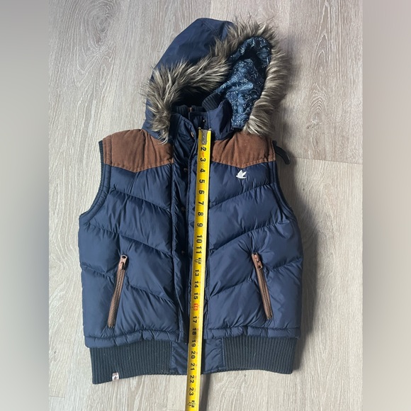 SoulCal & Co Hooded Vest - Picture 8 of 11